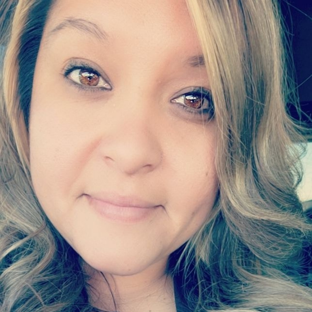 Meet your Posher, Angelica